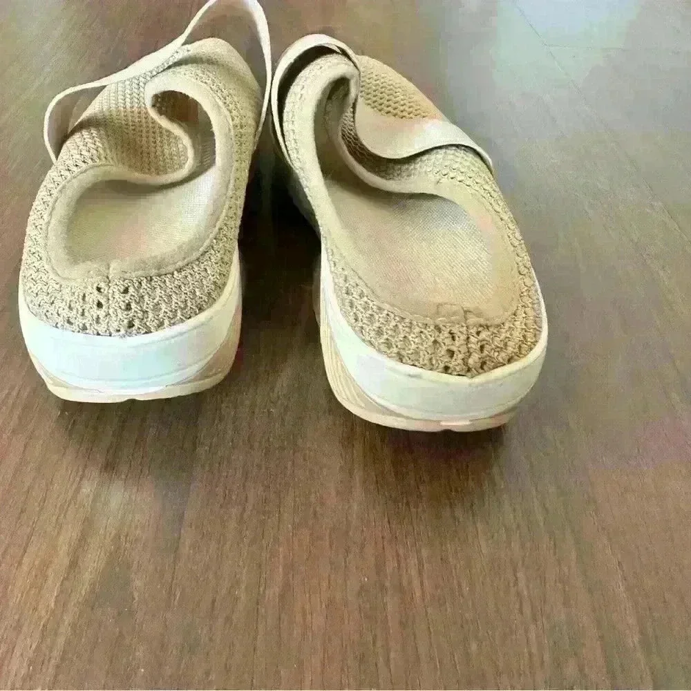 Women canvas lady walking shoes size 9 in beige new - Picture 6 of 7